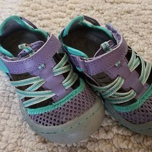 Jambu Size Toddler 6